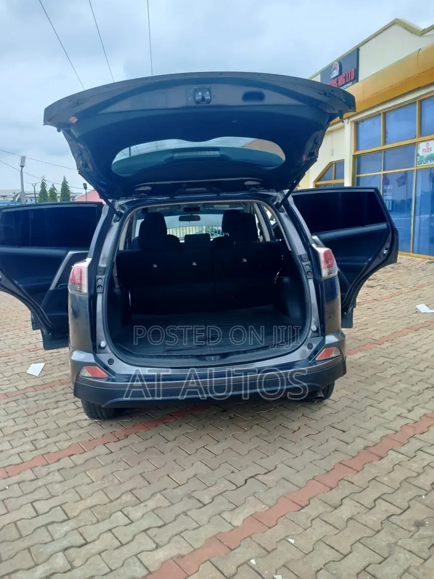 Toyota RAV4 2016