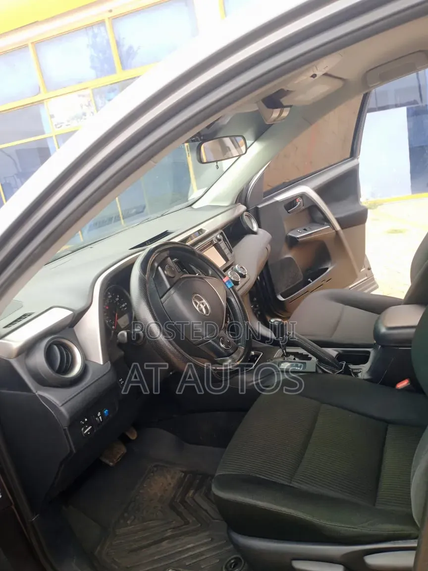 Toyota RAV4 2016