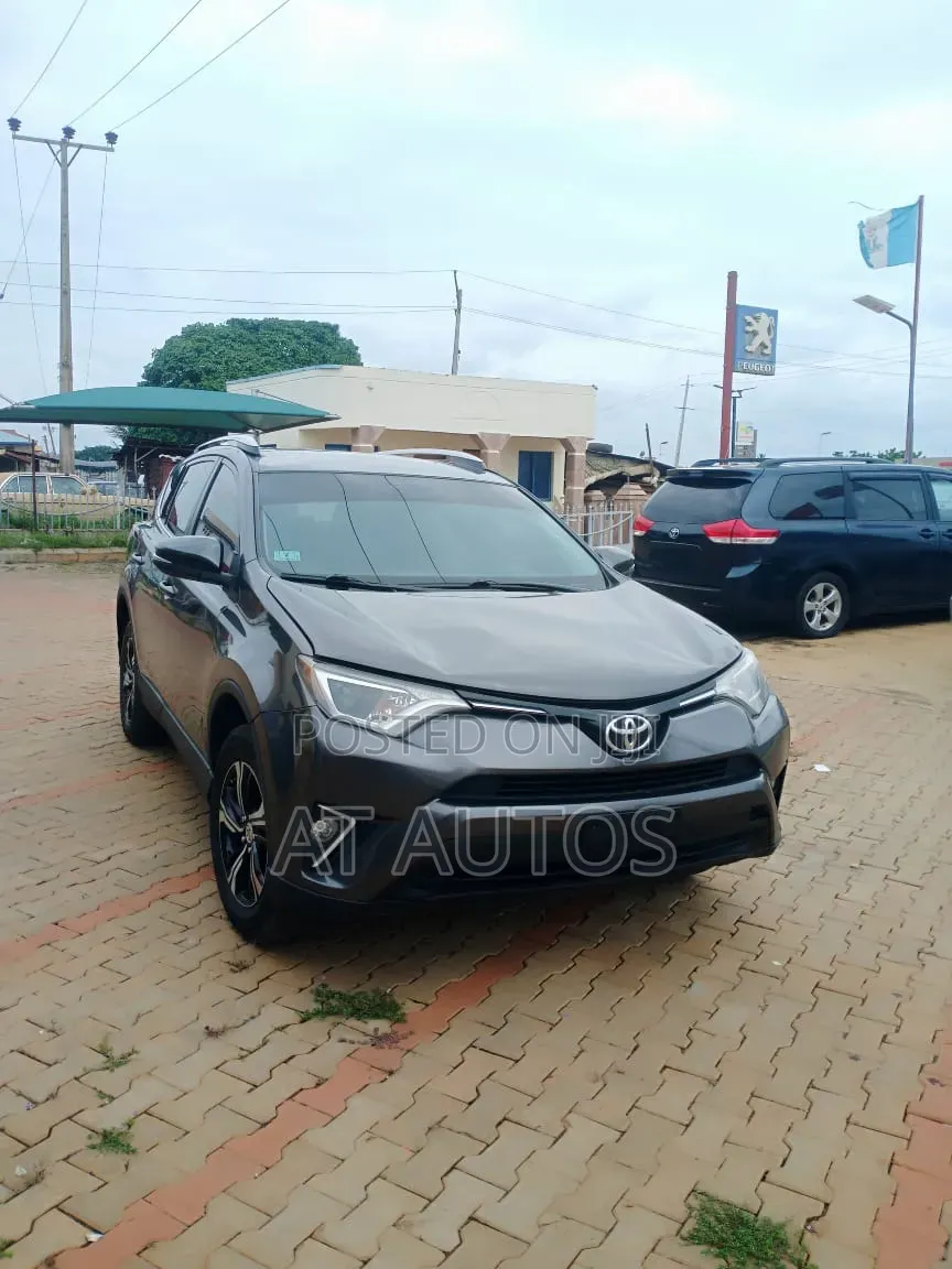Toyota RAV4 2016