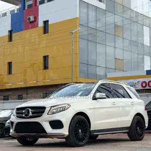 Mercedes-Benz GLE-Class GLE 350d 4MATIC 2017 White