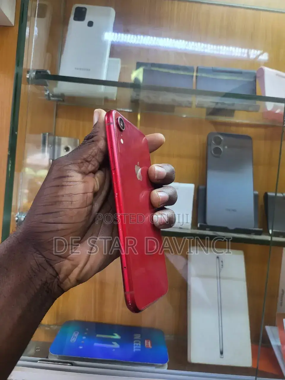 Apple iPhone XR 128 GB Red