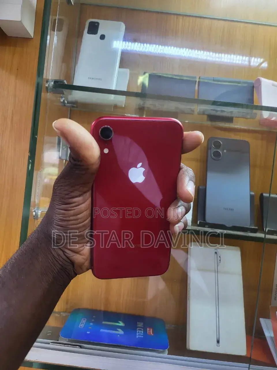 Apple iPhone XR 128 GB Red