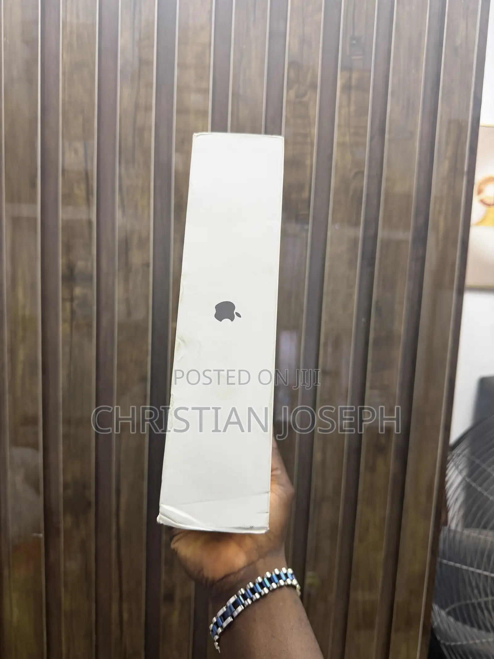 New Apple MacBook Pro 2026 M5 Pro 24GB Apple M5 Pro SSHD+SSD 512GB