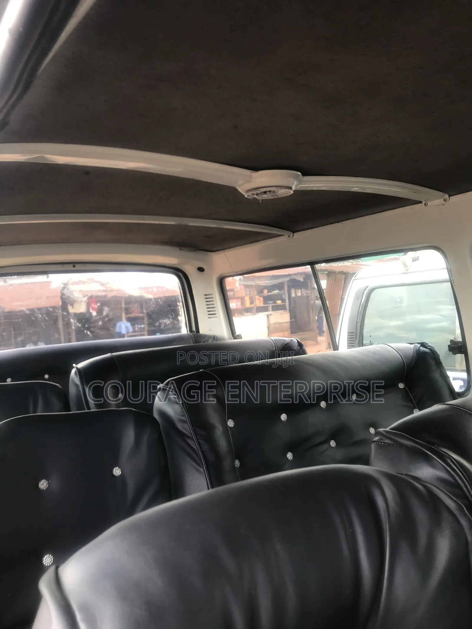 Toyota HiAce 2007 White