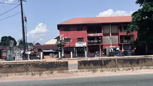 200×200ft Property With Flats, Warehouses, Shops for Sale