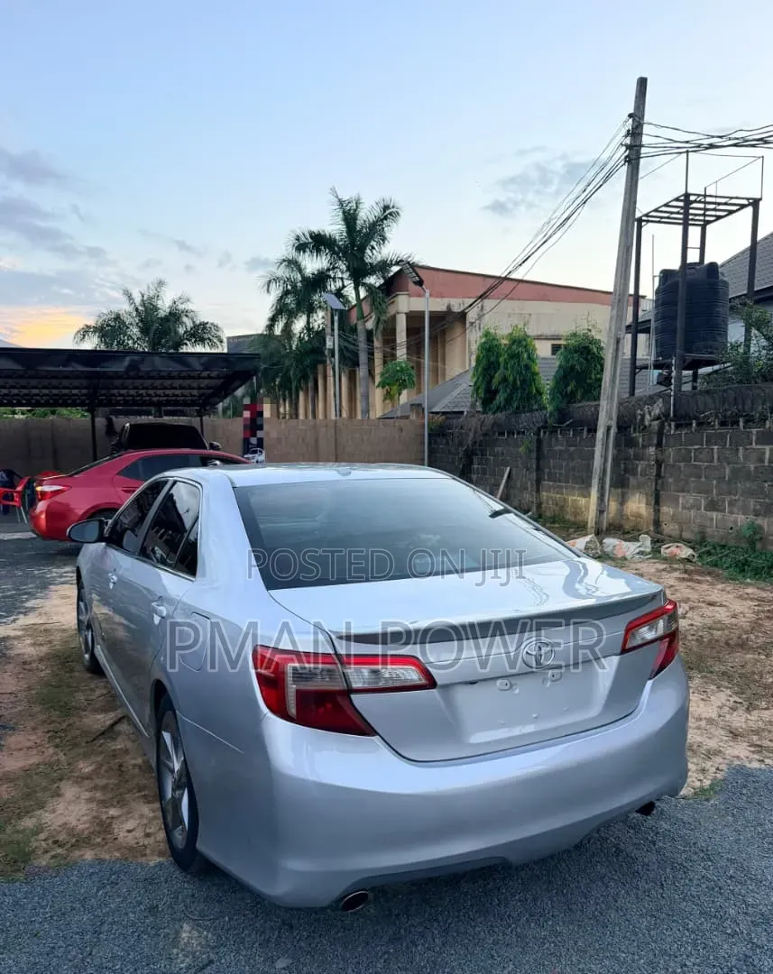 Toyota Camry 2013 Silver