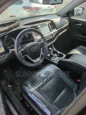 Toyota Highlander Limited 4dr SUV AWD (3.5L 6cyl 6A) 2015 Black