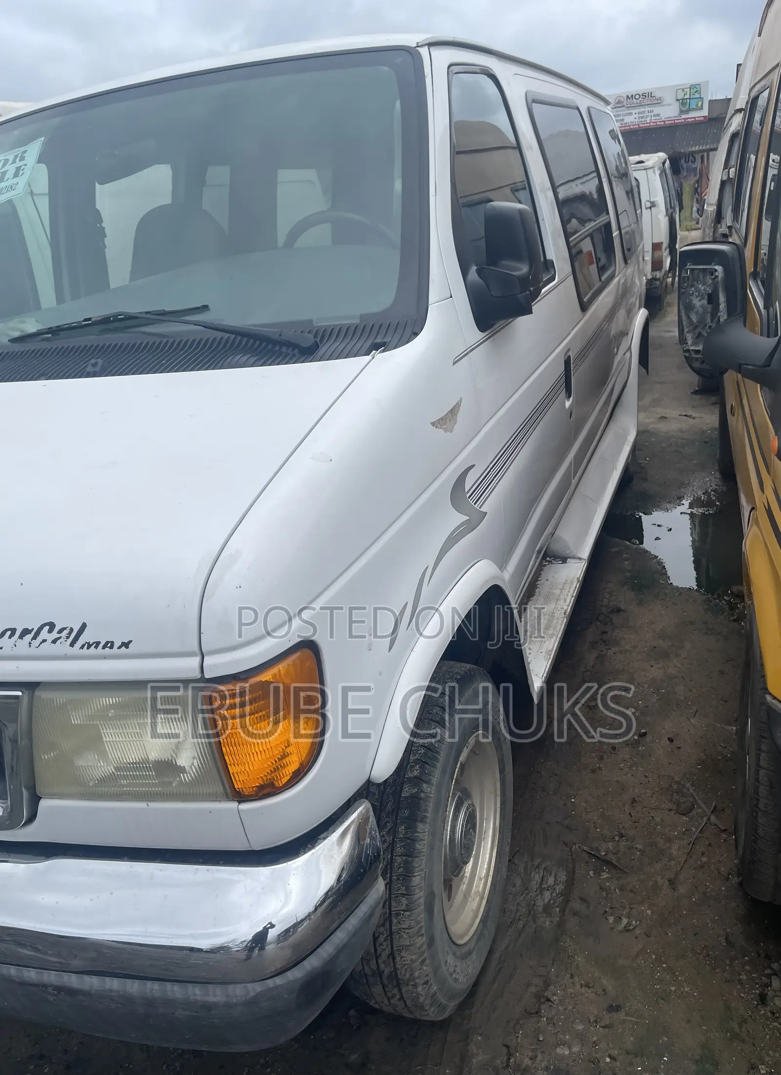 Ford E250 2005 White