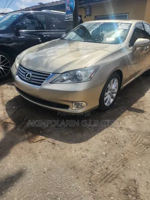 Lexus ES 2012 Gold