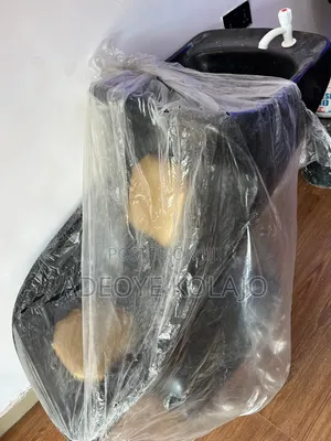 Head Washer With Seat