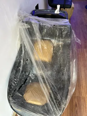 Head Washer With Seat