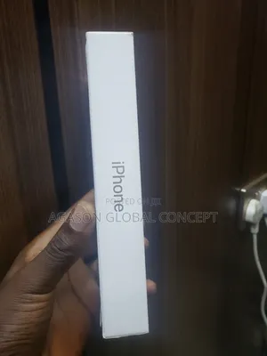 New Apple iPhone 16 Pro Max 512 GB Gold
