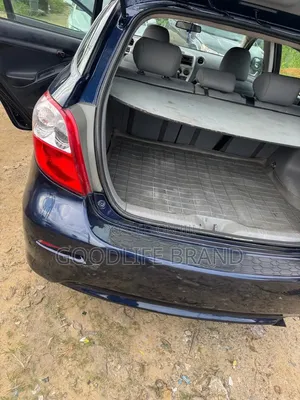 Toyota Matrix Hatchback FWD (1.8L 4cyl 5M) 2010 Matt Black