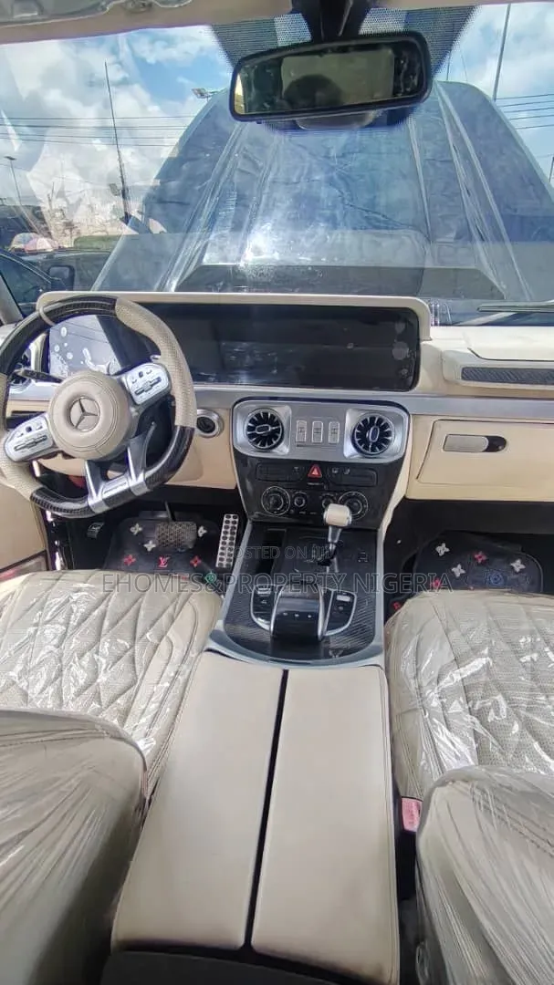 Mercedes-Benz G-Class 2024 Red