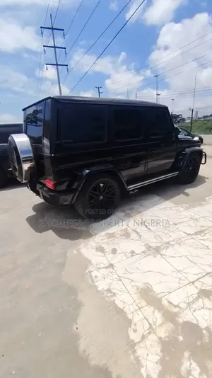 Mercedes-Benz G-Class 2024 Red