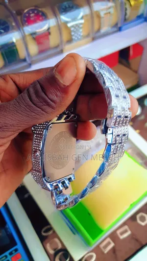 (LookWorld) Chain Watch