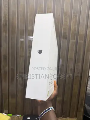 New Laptop Apple MacBook Pro 2026 M5 Pro 48GB Apple M5 Pro SSHD+SSD 1T