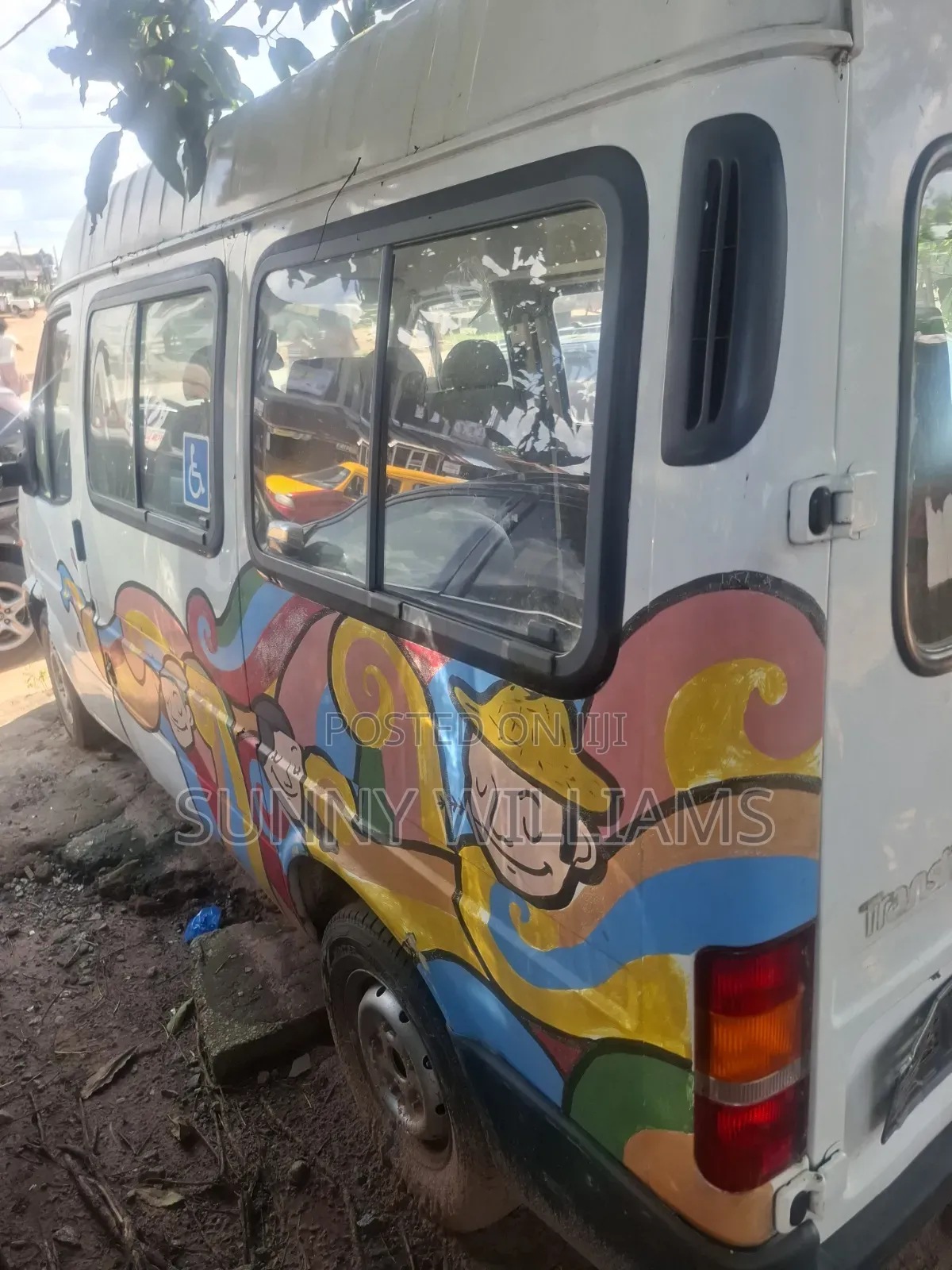 Ford Transit 2000 White