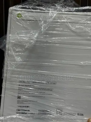 New Laptop Apple MacBook Pro 2026 M5 Max 48GB Apple M5 Max SSHD+SSD 2T
