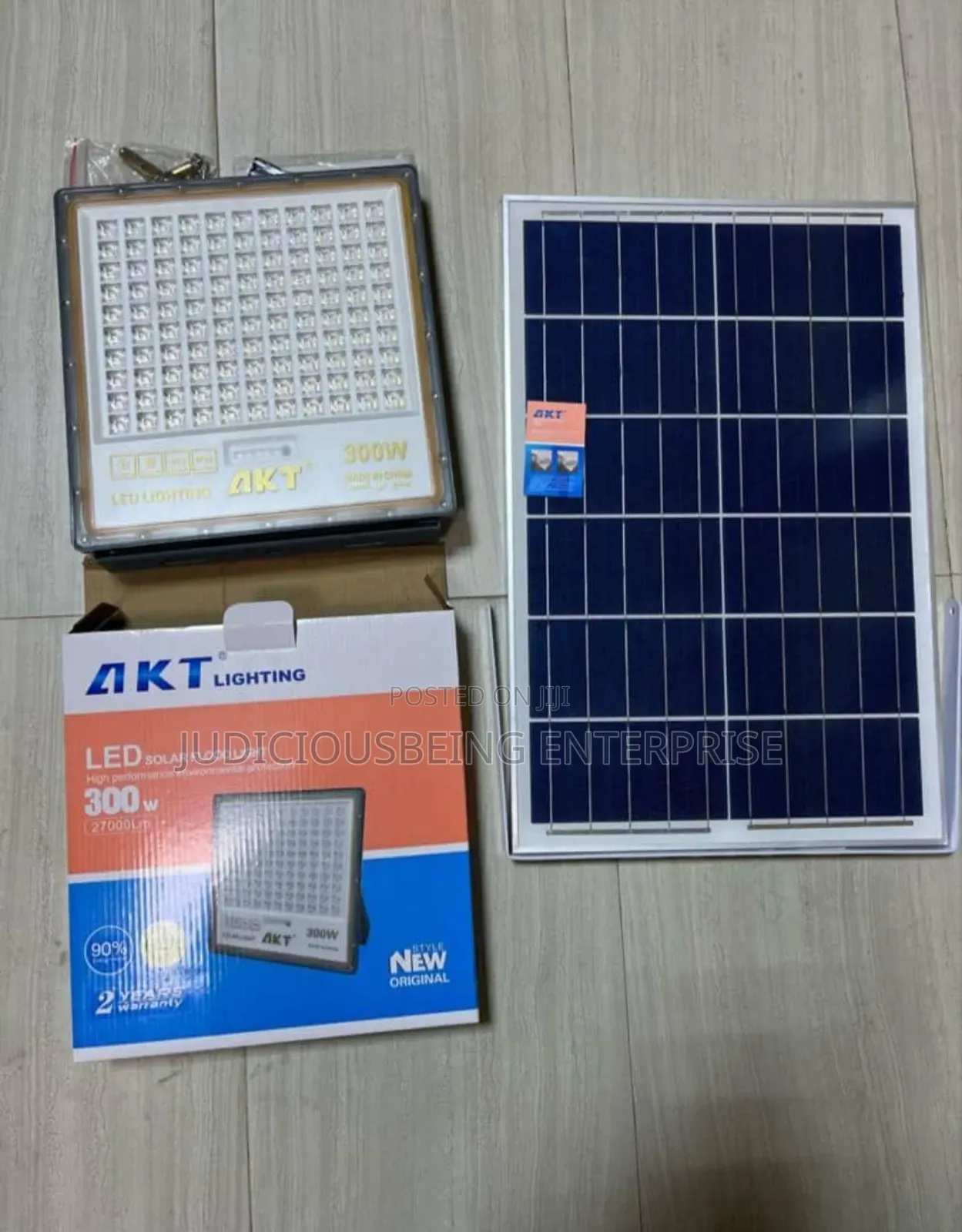 AKT 300W LED Solar Flood Light