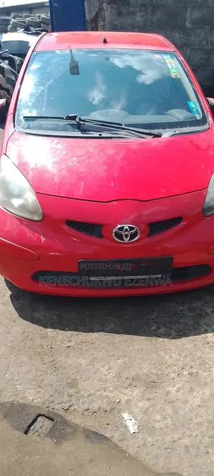 Toyota Aygo 2007 Red