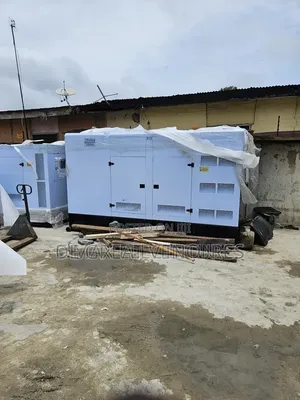 Brand New Perkins 650kva Soundproof Diesel Silent Lister Generator