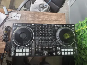 DDJ SRT 1000