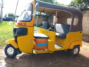 Bajaj RE 2023 Yellow