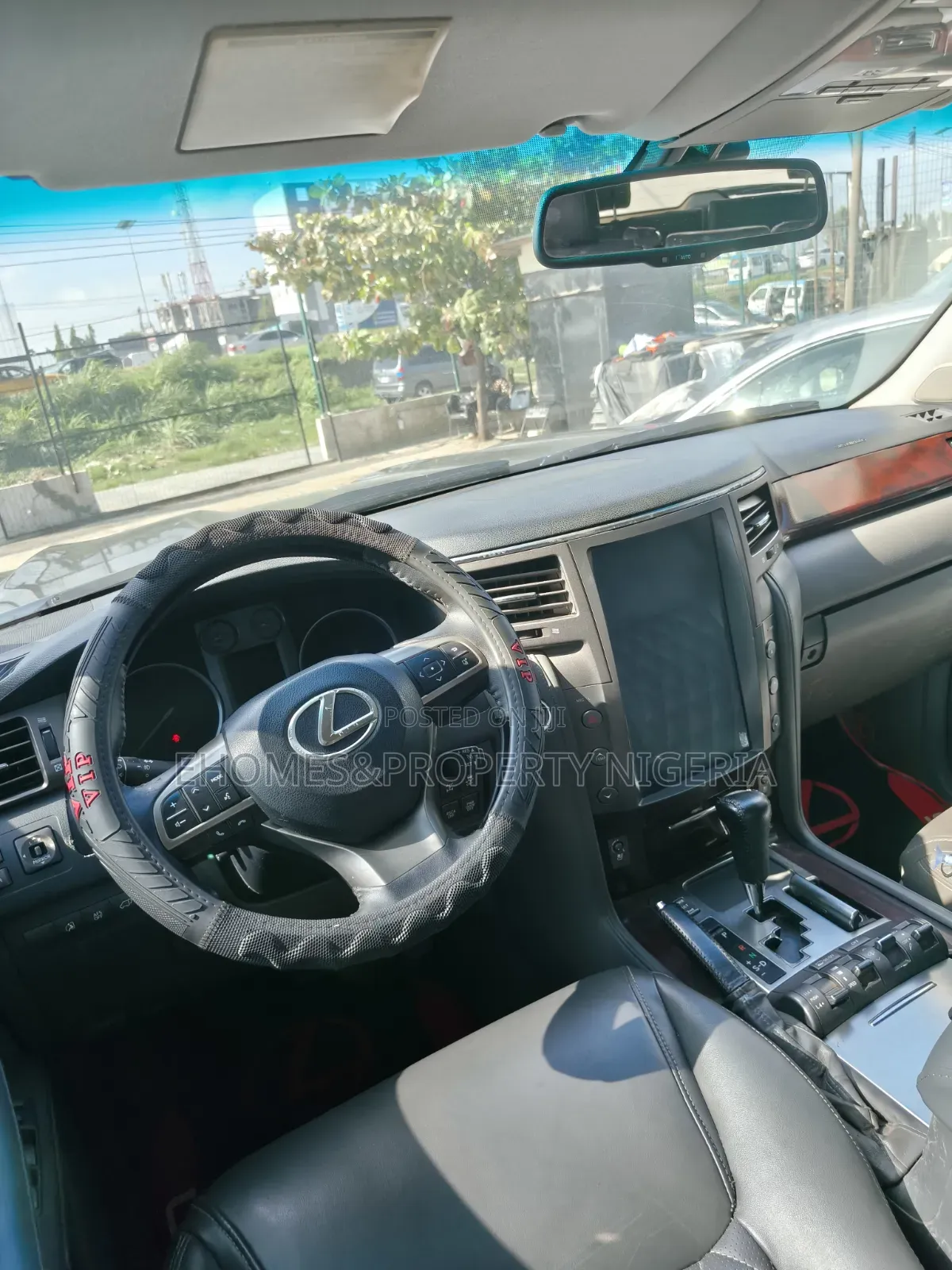 Lexus LX 2022 Black