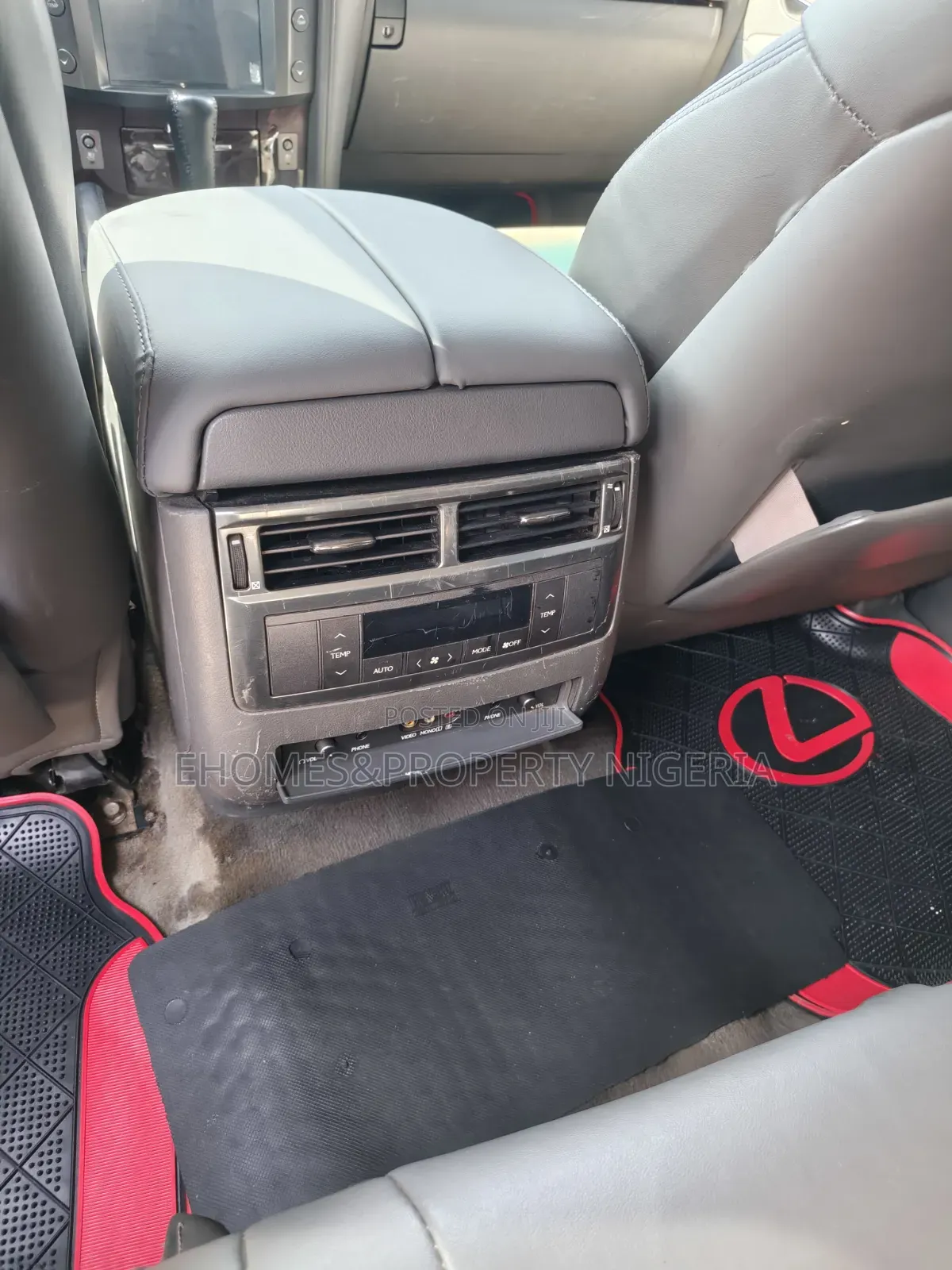 Lexus LX 2022 Black