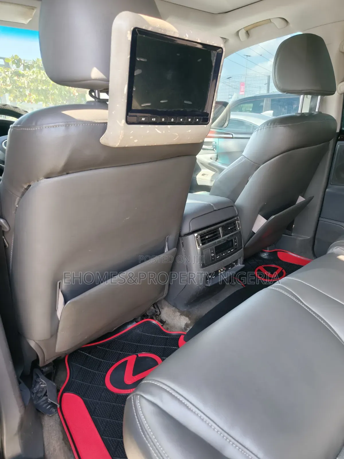 Lexus LX 2022 Black