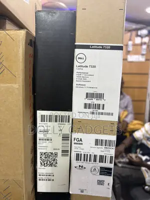 New Laptop Dell Latitude 7320 16GB Intel Core i7 SSD 512GB
