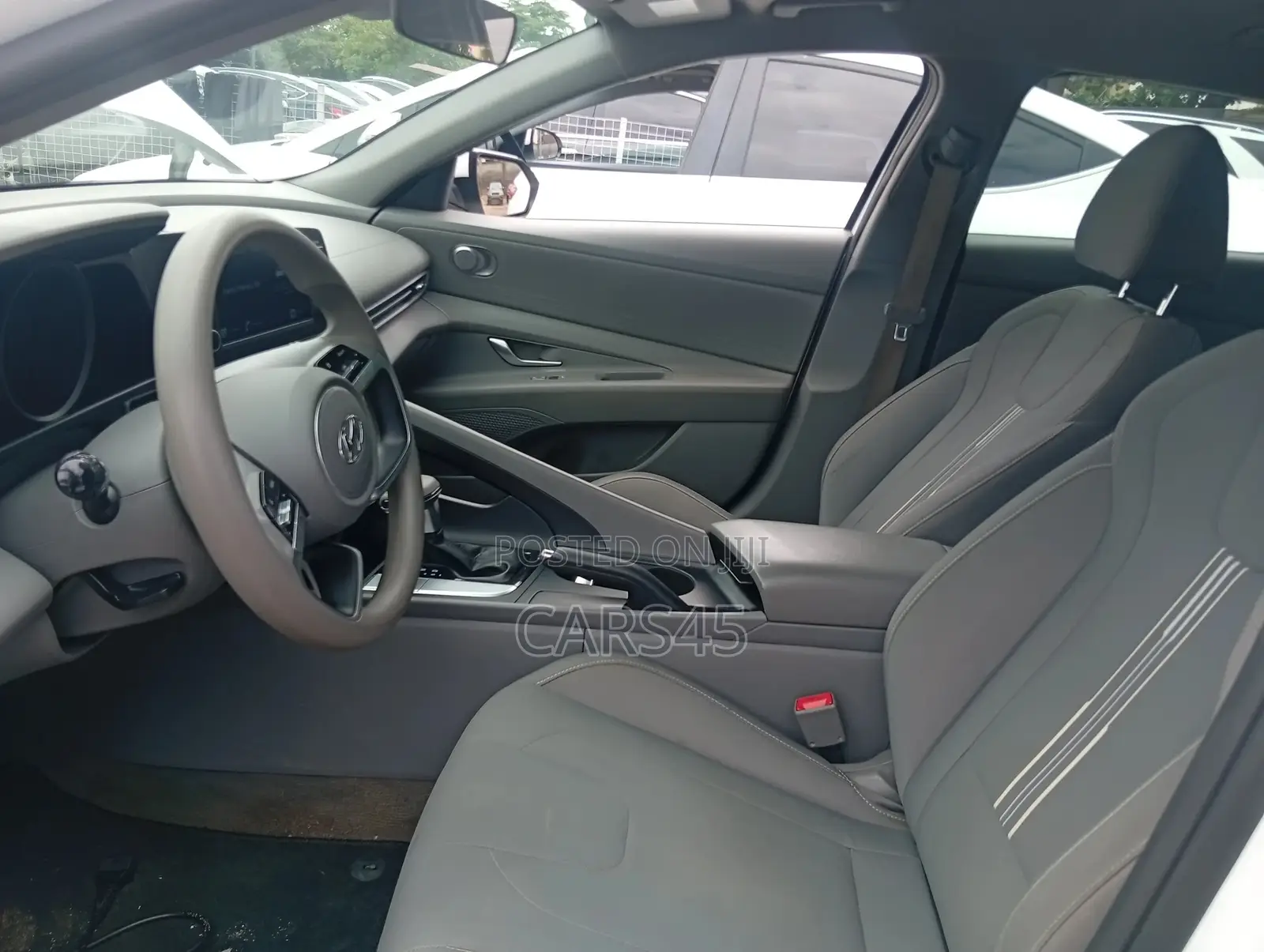 Hyundai Elantra 2021 White