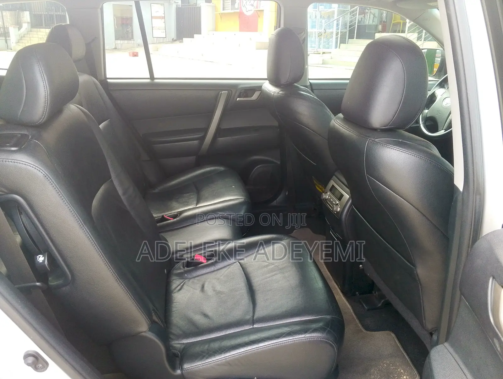 Toyota Highlander SE 2011 Silver