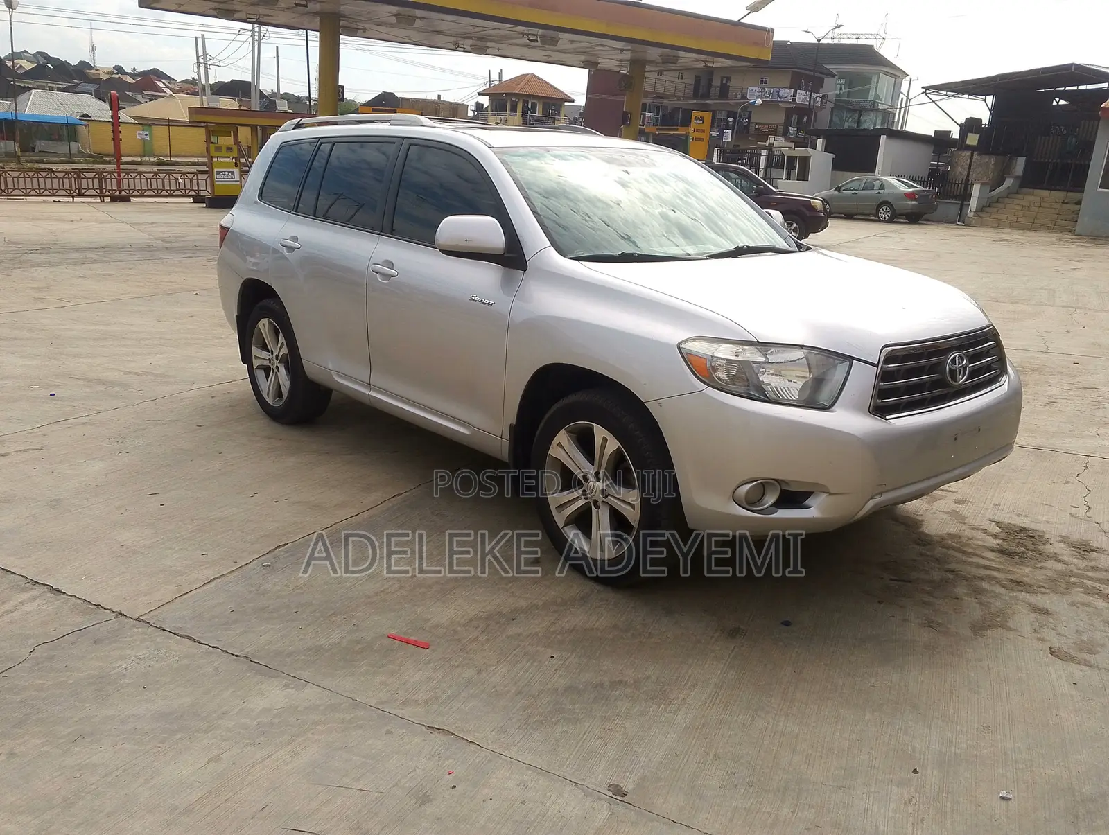 Toyota Highlander SE 2011 Silver