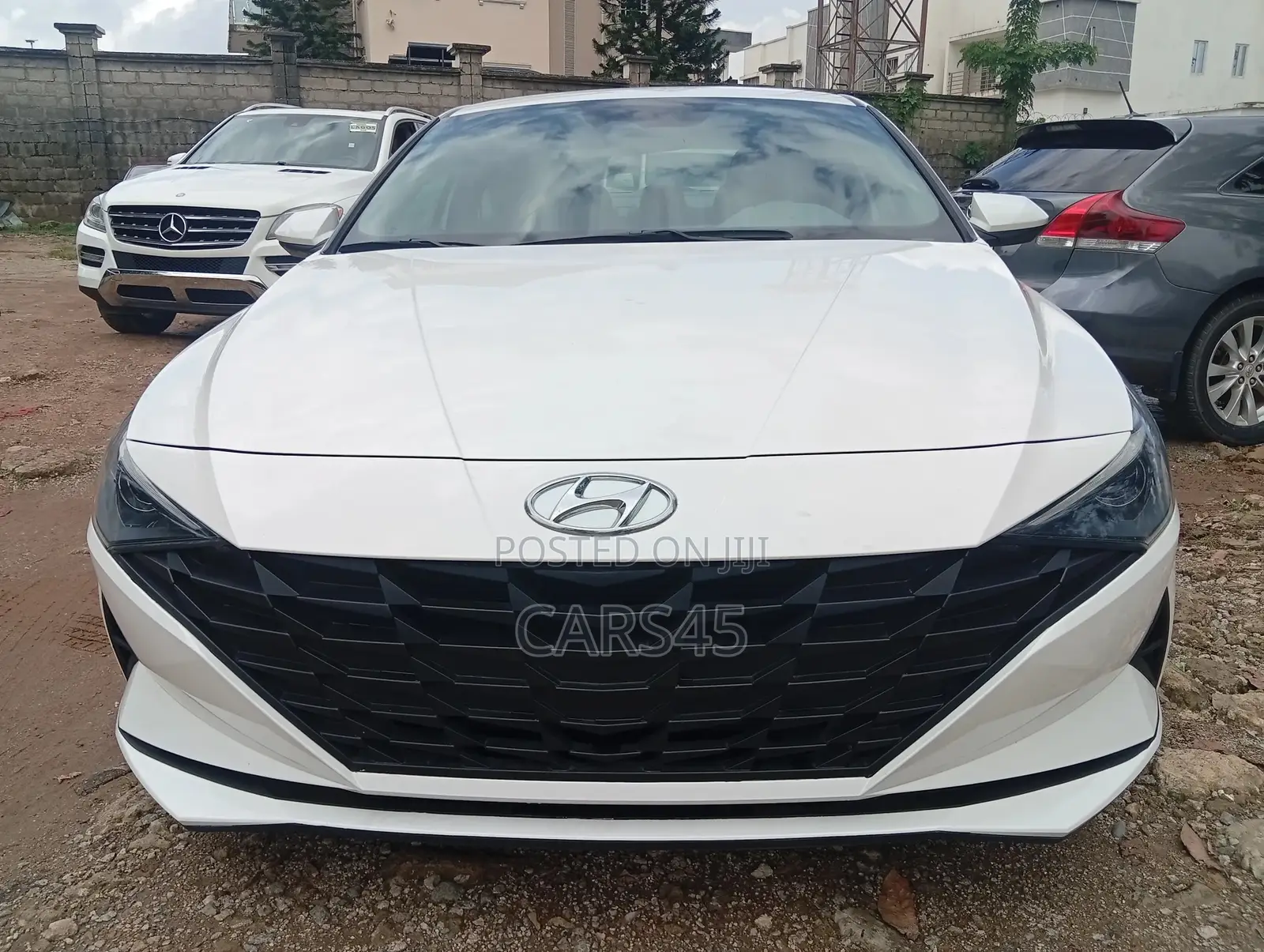 Hyundai Elantra 2021 White