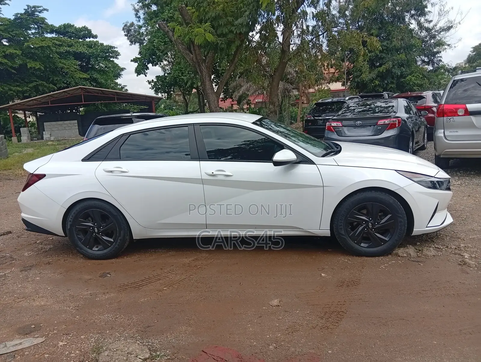Hyundai Elantra 2021 White