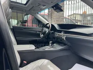 Lexus ES 350 FWD 2016 Blue