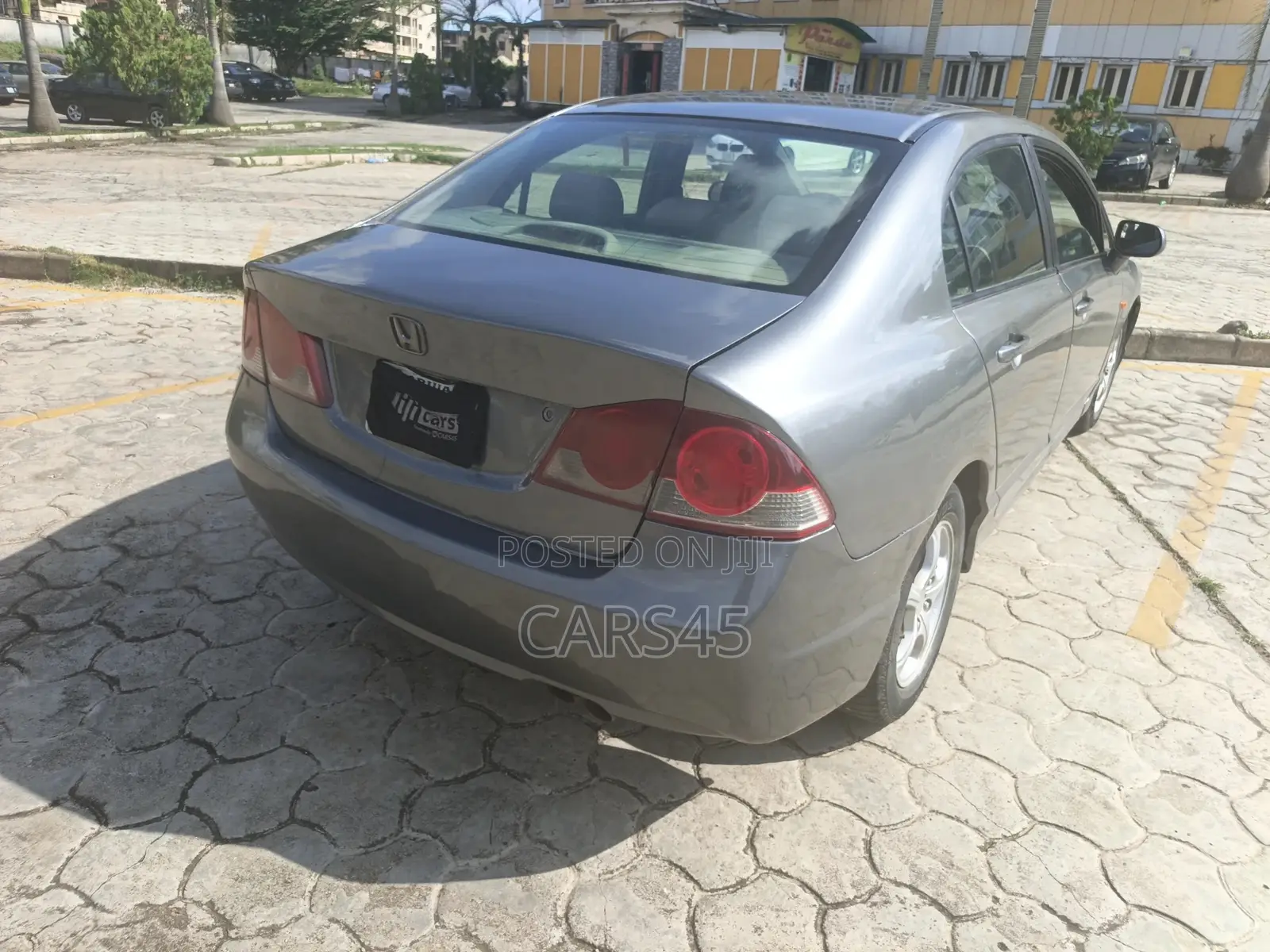 Honda Civic 2006 Gray