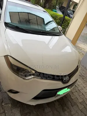 Toyota Corolla 2016 White