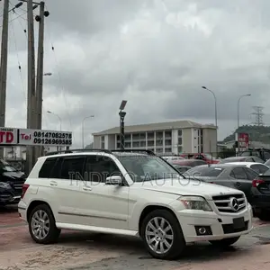 Mercedes-Benz GLK-Class 350 2010 White