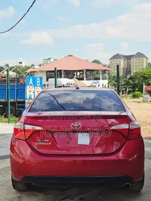 Toyota Corolla LE Premium 4dr Sedan (1.8L 4cyl CVT) 2015 Red