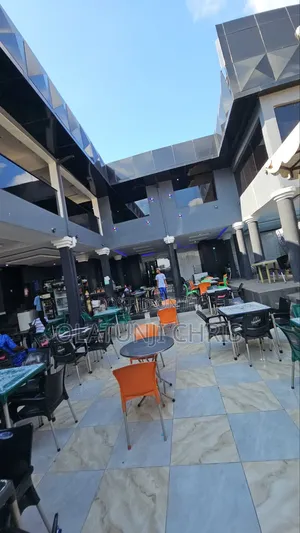 Hotel and Lounge