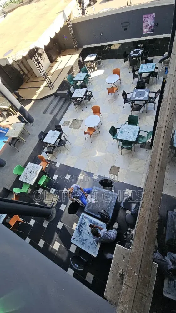 Hotel and Lounge