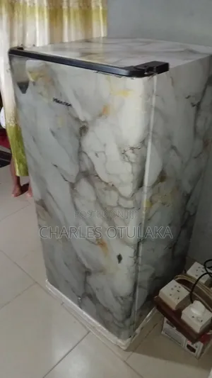 150L Hisense Fridge
