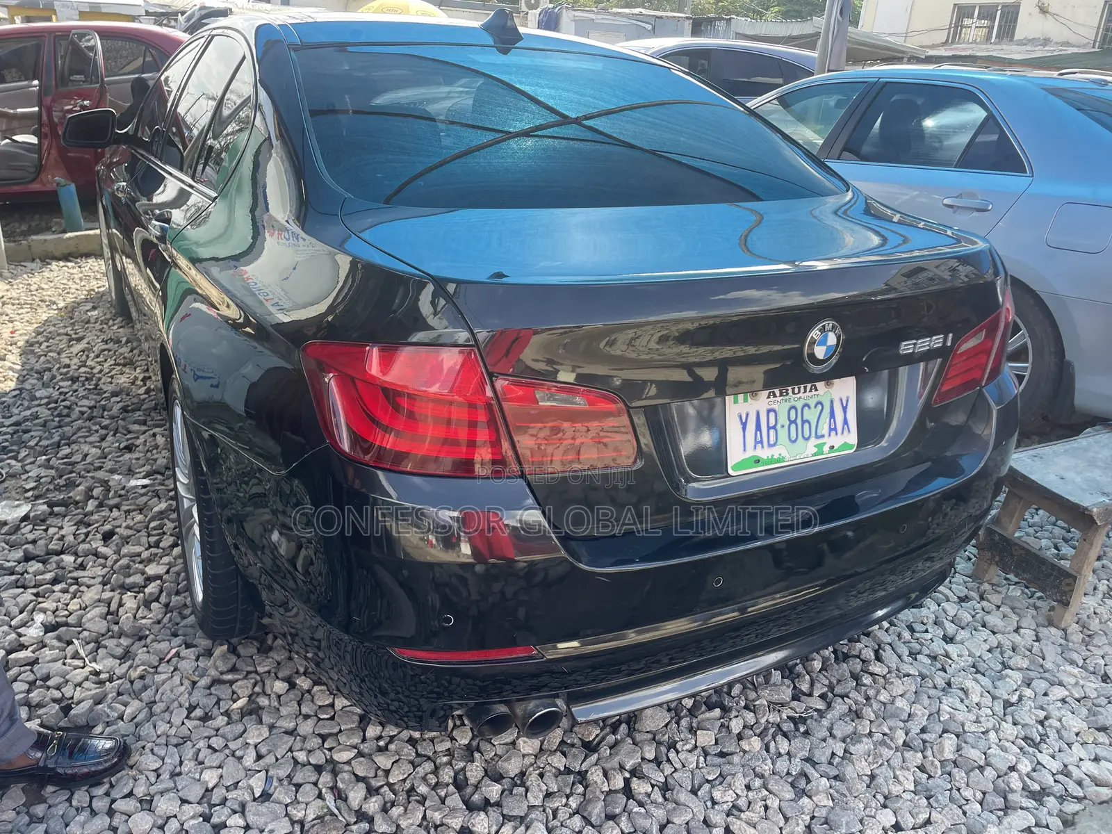 BMW 528i 2011 Blue