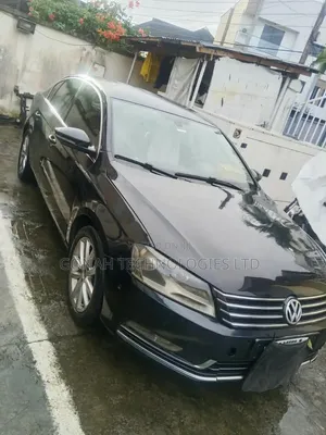 Volkswagen Passat 2012 Black