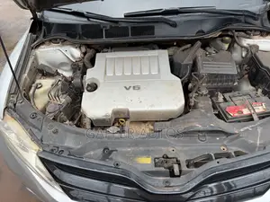 Toyota Venza V6 AWD 2011 Silver