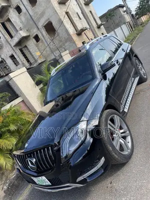 Mercedes-Benz GLK-Class 350 4MATIC 2012 Black