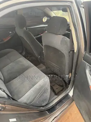 Toyota Corolla 2004 Gray